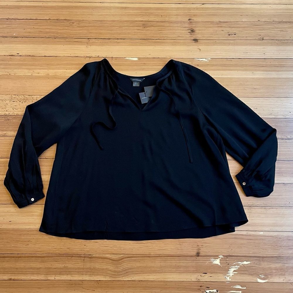 Club Monaco Tie Neck Swing Top. Black, Size XL. NWT. - Picture 2 of 11